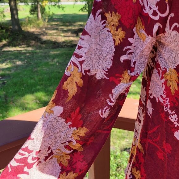 Lucky  Ladies Boho Peasant Pullover Vneck Floral Long Sleeve Top,  XS - Picture 5 of 14